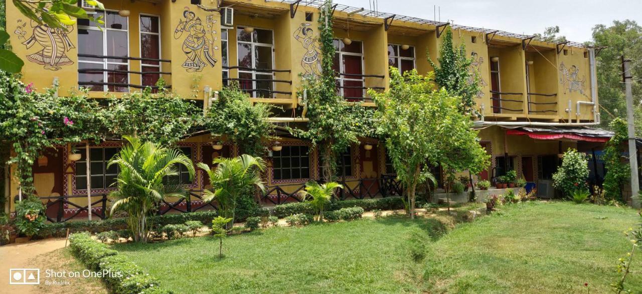 Roshnai Village Resort Bolpur Exteriér fotografie